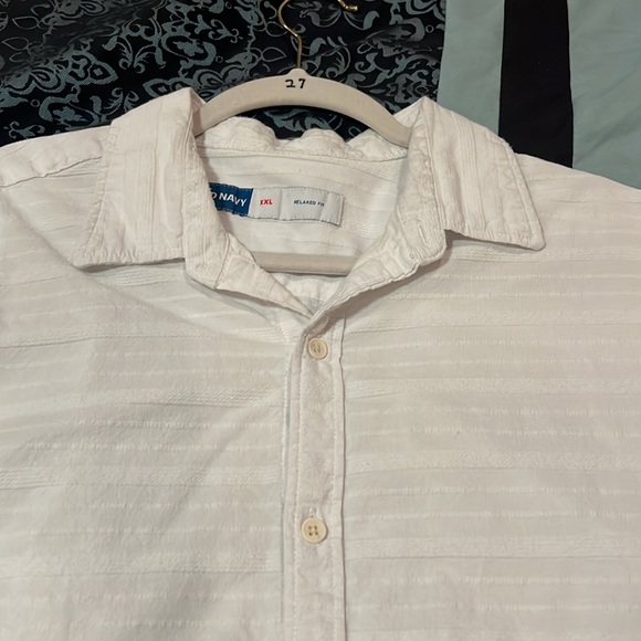 Old Navy casual button down shirt. XXL excellent condition - Picture 5 of 8